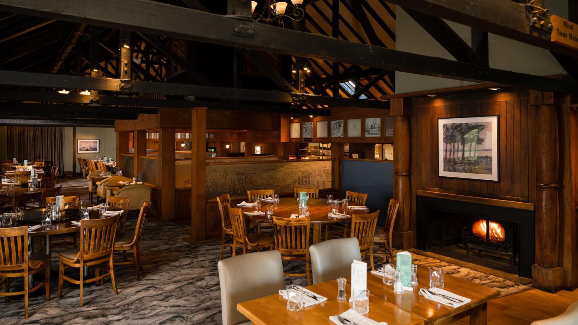 The Culloden Estate And Spa Holywood  Kültér fotó The restaurant at the Inn at the Opera House